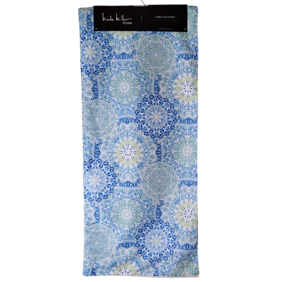 Nicole Miller Home Table Runner Blue Green Aqua Floral Medallion 16" x 80" - Picture 1 of 3